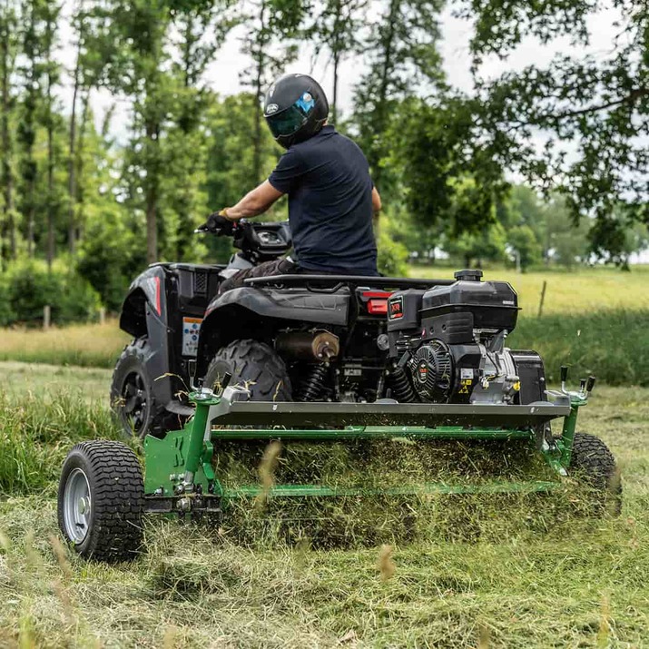 ATV-leikkuri luukulla ja sähköstartilla 1,5 m, Briggs and Stratton 13,5 hv 