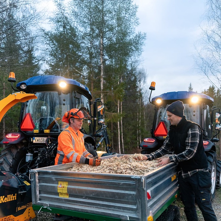 Haketin 150, jossa on hydraulinen syöttö