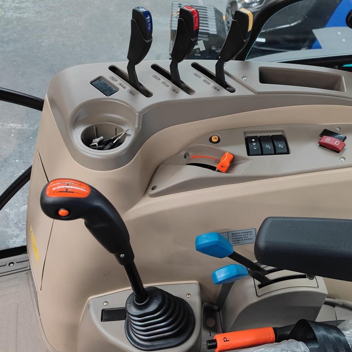 110 hv:n Lovol-nelivetotraktori 4WD 