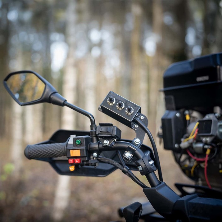 3 tonnin metsävaunu 4,2 m kuormaimella