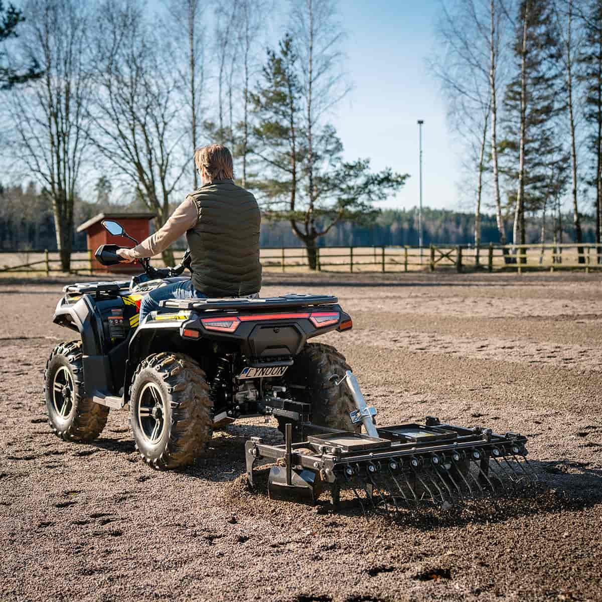 Pihaharava ATV säädettävä työkorkeus ja vetopiste