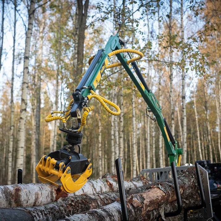 3 tonnin metsävaunu 4,2 m kuormaimella