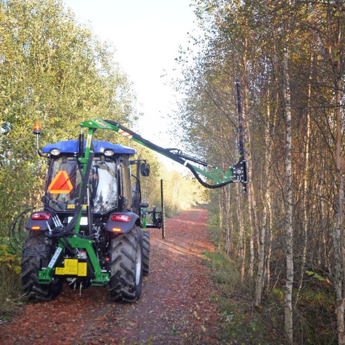 Pensasleikkuri kaksoispumpulla, 3-pistekiinnitys