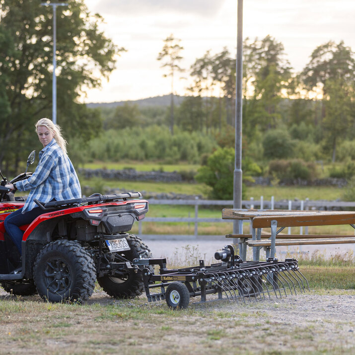 Pihaharava ATV säädettävä työkorkeus ja vetopiste