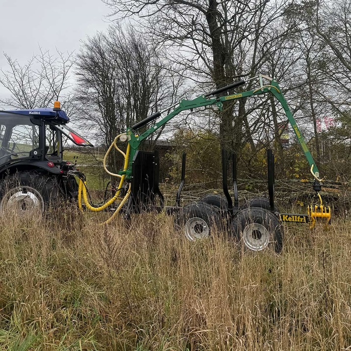 7 tonnin metsävaunu, paketti 1