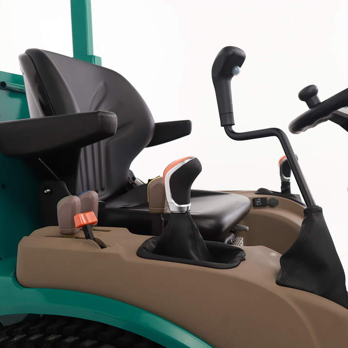 Kompaktitraktori Lovol 25 hv etukuormaajalla, ilman ohjaamoa 