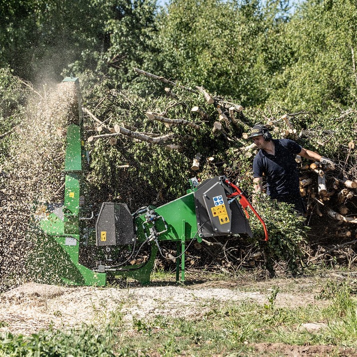 Haketin 170, syöttörullat omalla hydrauliikalla