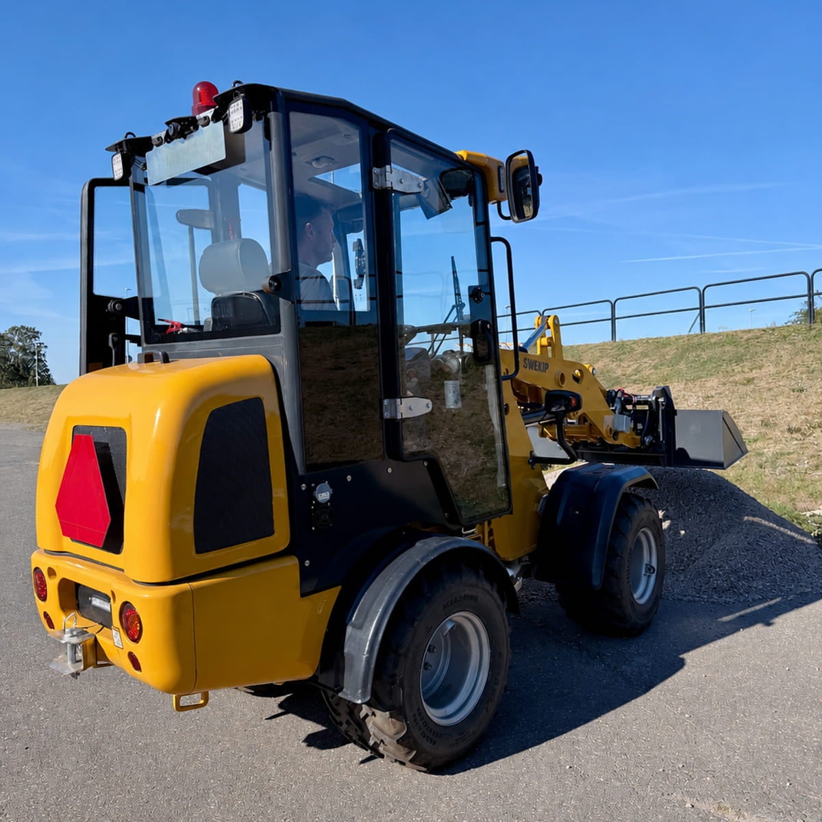 Pyöräkuormaaja Swekip 1550 Electric