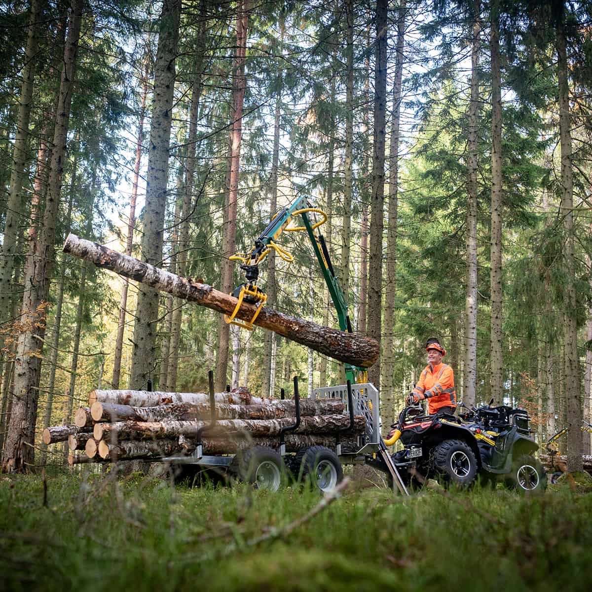 3 tonnin metsävaunu 4,2 m kuormaimella