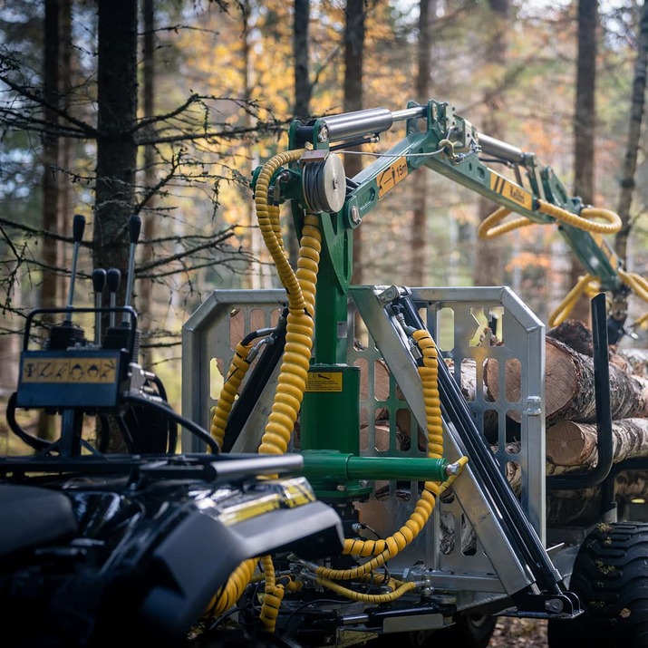 3 tonnin metsävaunu 4,2 m kuormaimella