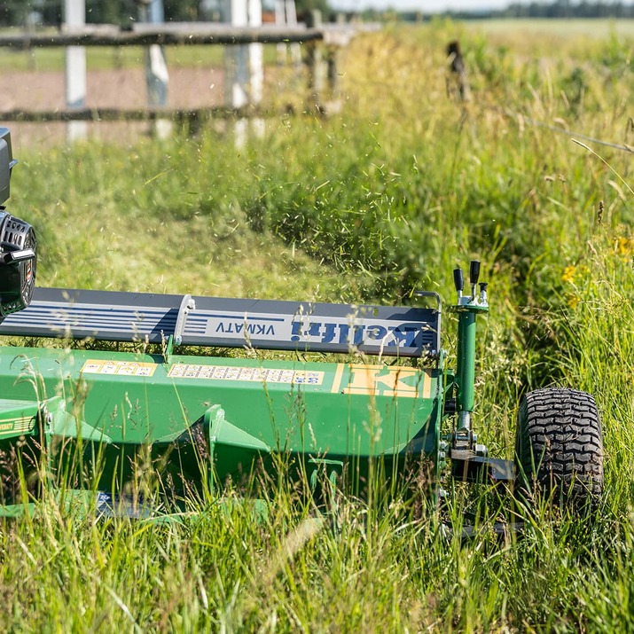 Luukulla varustettu ATV-leikkuri, 1,2 m, 15 hv