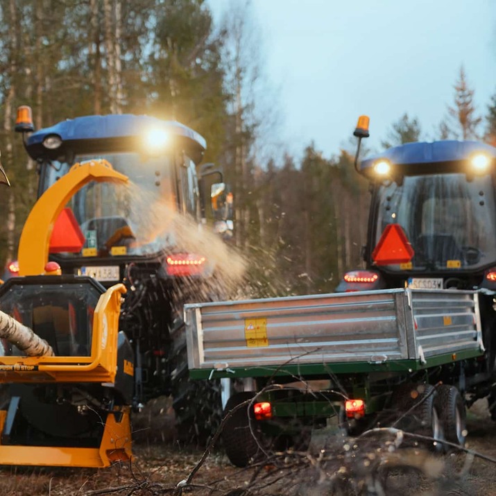 Sinkitty kippaava perävaunu 2,5 tonnia