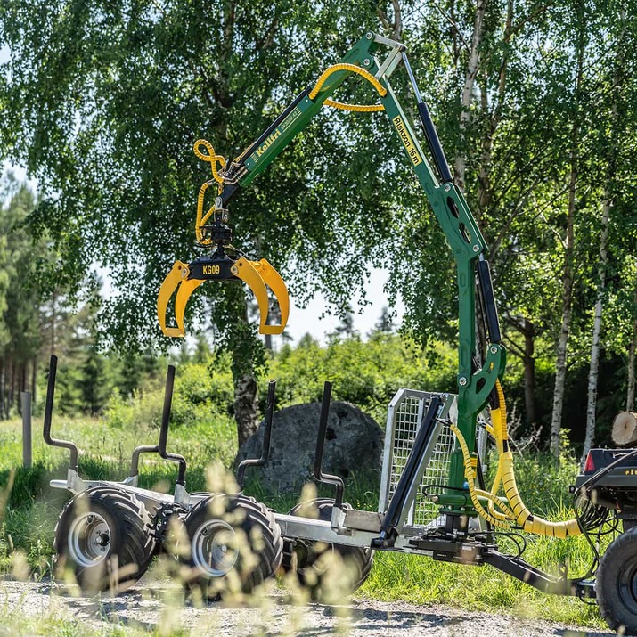 3 tonnin metsävaunu 4,2 m kuormaimella