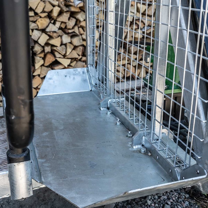 3 tonnin metsävaunu 4,2 m kuormaimella