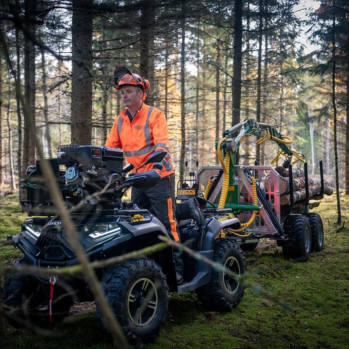 3 tonnin metsävaunu 4,2 m kuormaimella