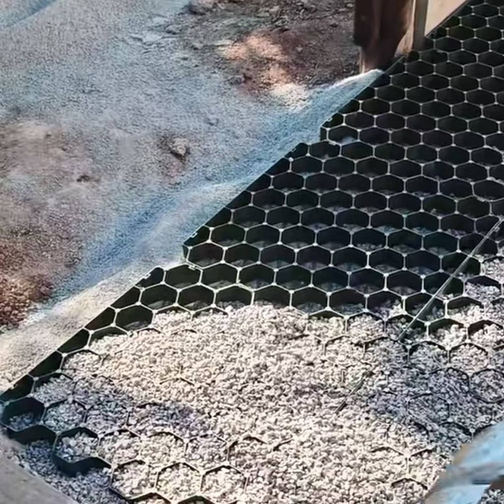 Maavahvistusmatto muovia 1 m²