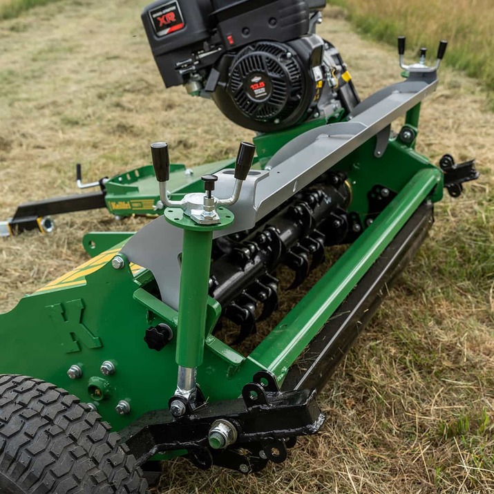 ATV-leikkuri luukulla ja sähköstartilla 1,5 m, Briggs and Stratton 13,5 hv 