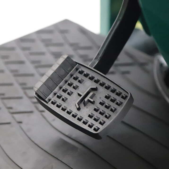 Kompaktitraktori Lovol 25 hv etukuormaajalla, ilman ohjaamoa 