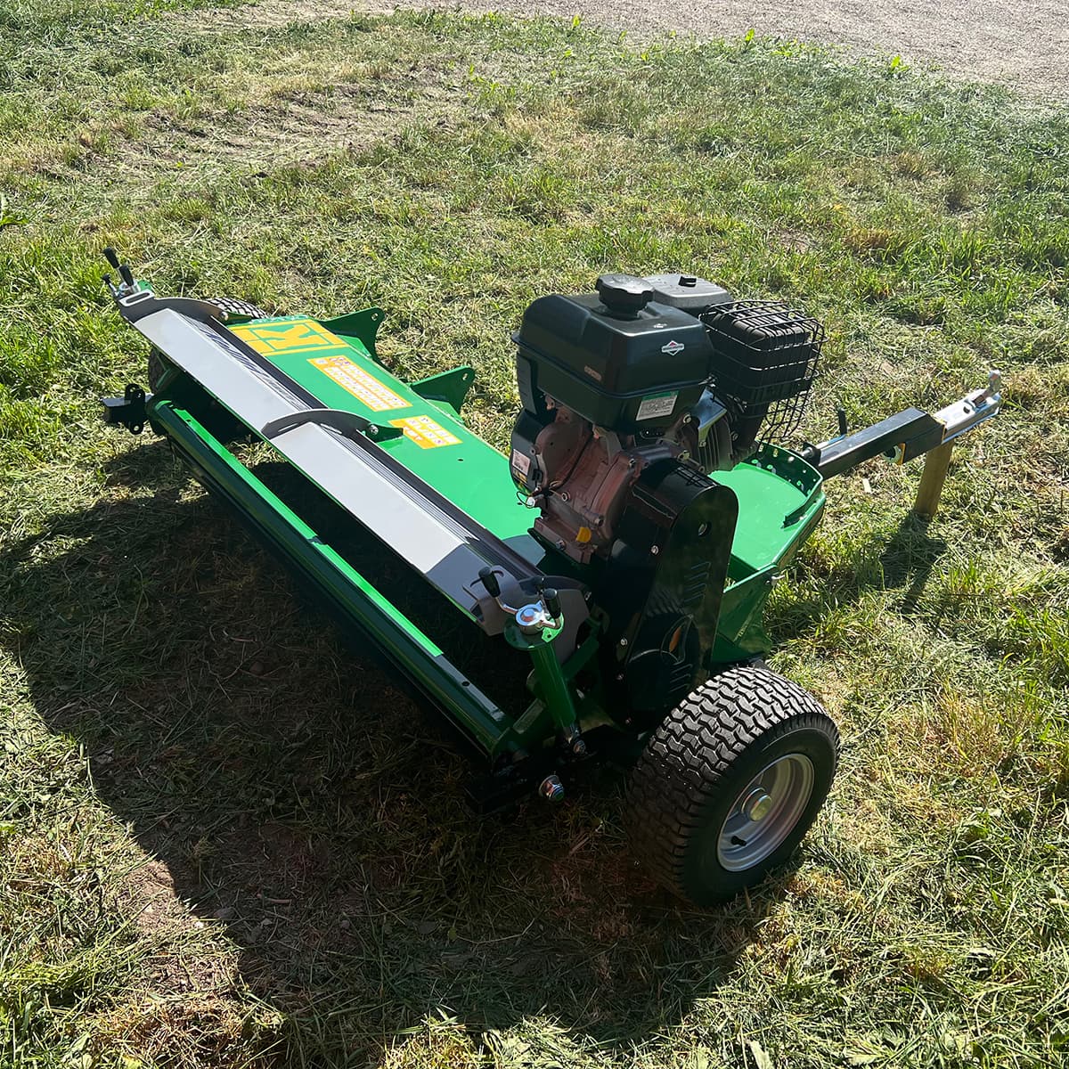 ATV-leikkuri luukulla ja 1,5 m, Briggs and Stratton 13,5 hv