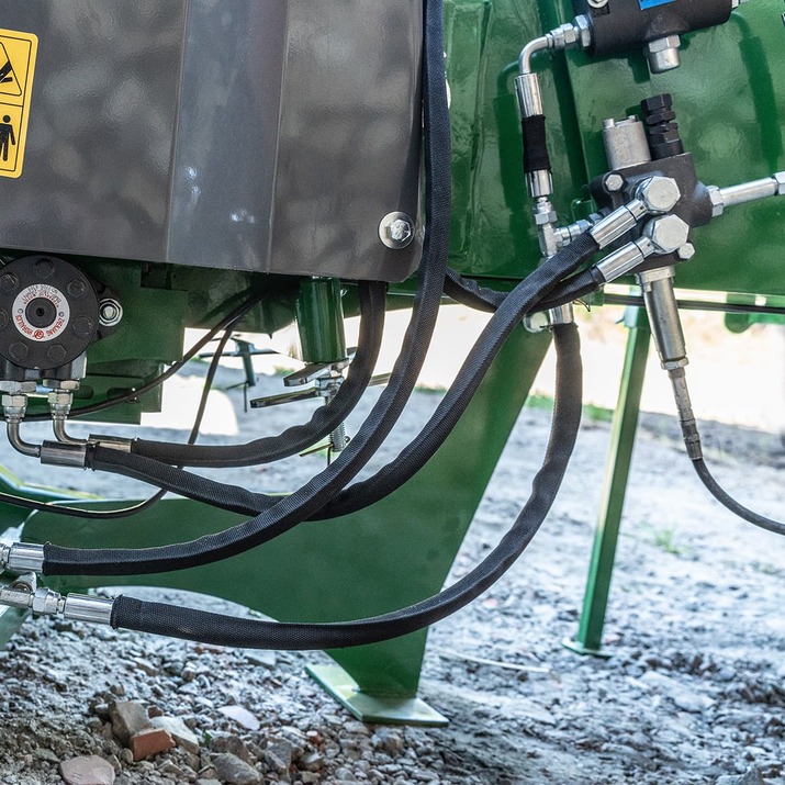 Haketin 170, syöttörullat omalla hydrauliikalla
