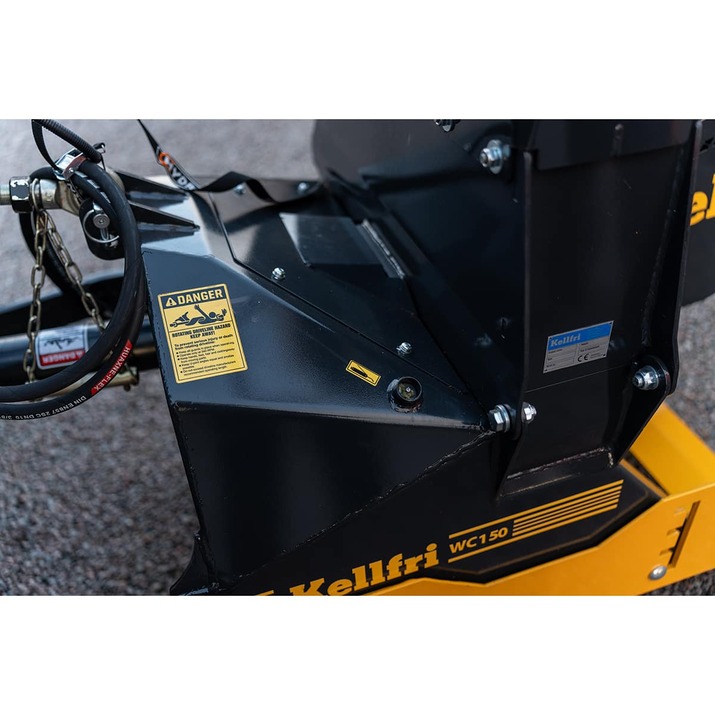 Haketin 150, jossa on hydraulinen syöttö